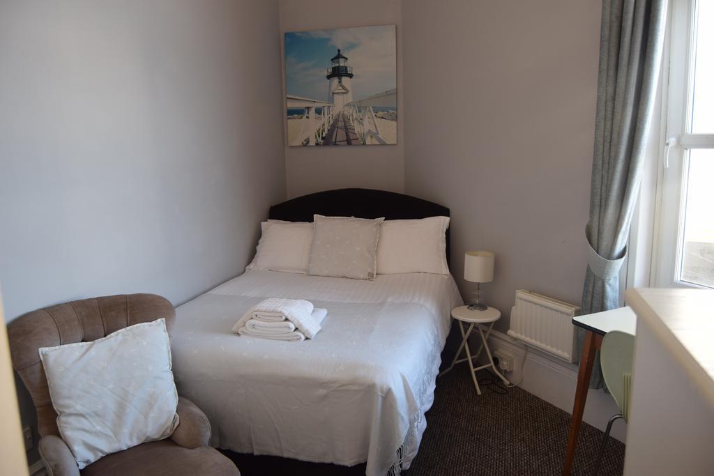 Bed and Breakfast The Blenheim Dawlish Exteriér fotografie