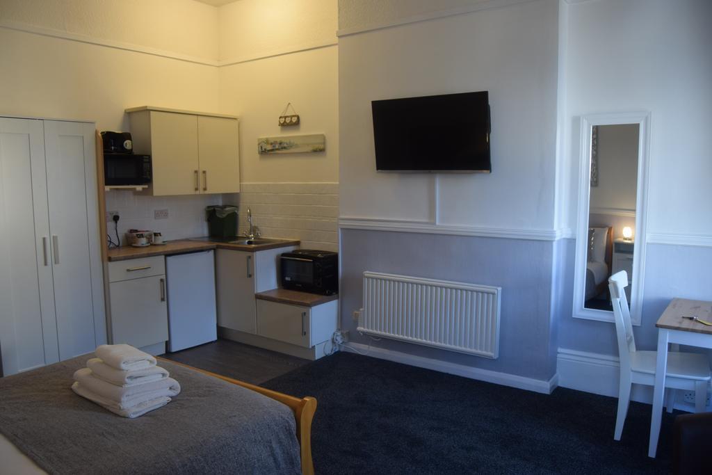 Bed and Breakfast The Blenheim Dawlish Exteriér fotografie