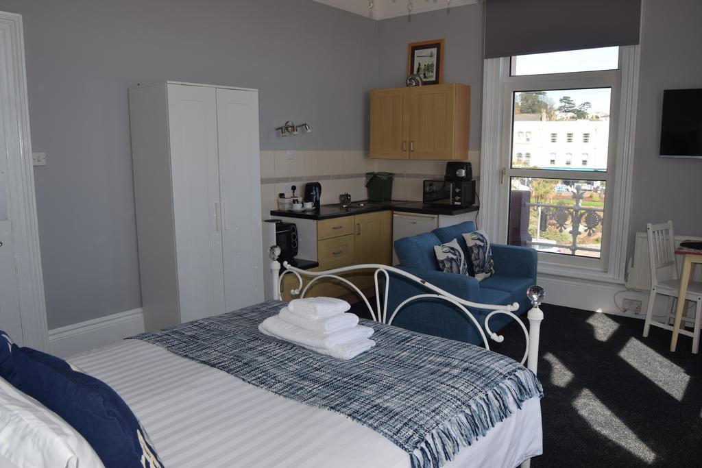 Bed and Breakfast The Blenheim Dawlish Exteriér fotografie