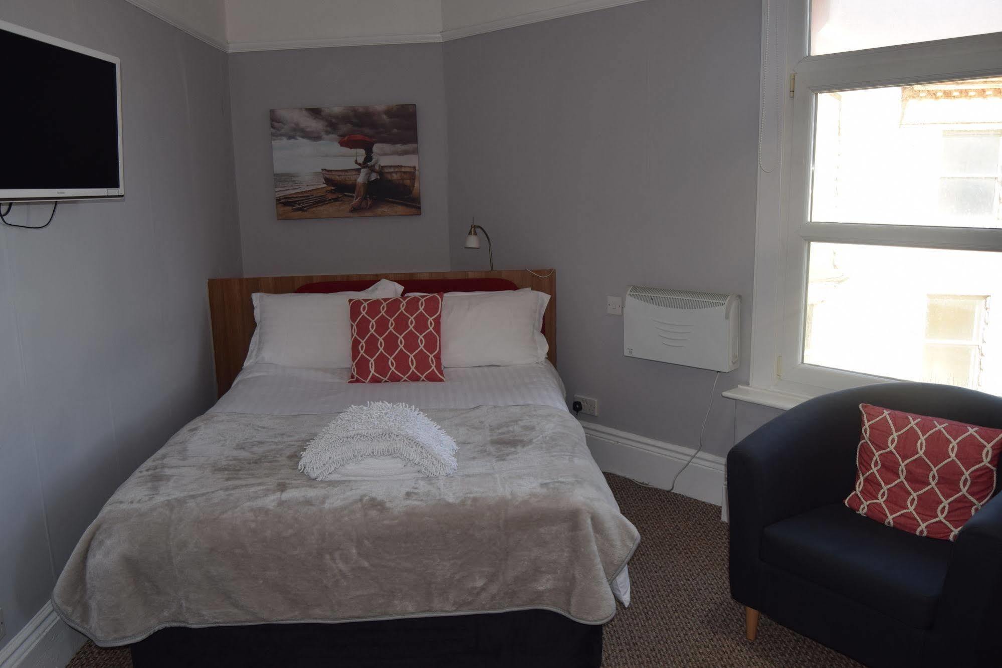 Bed and Breakfast The Blenheim Dawlish Exteriér fotografie