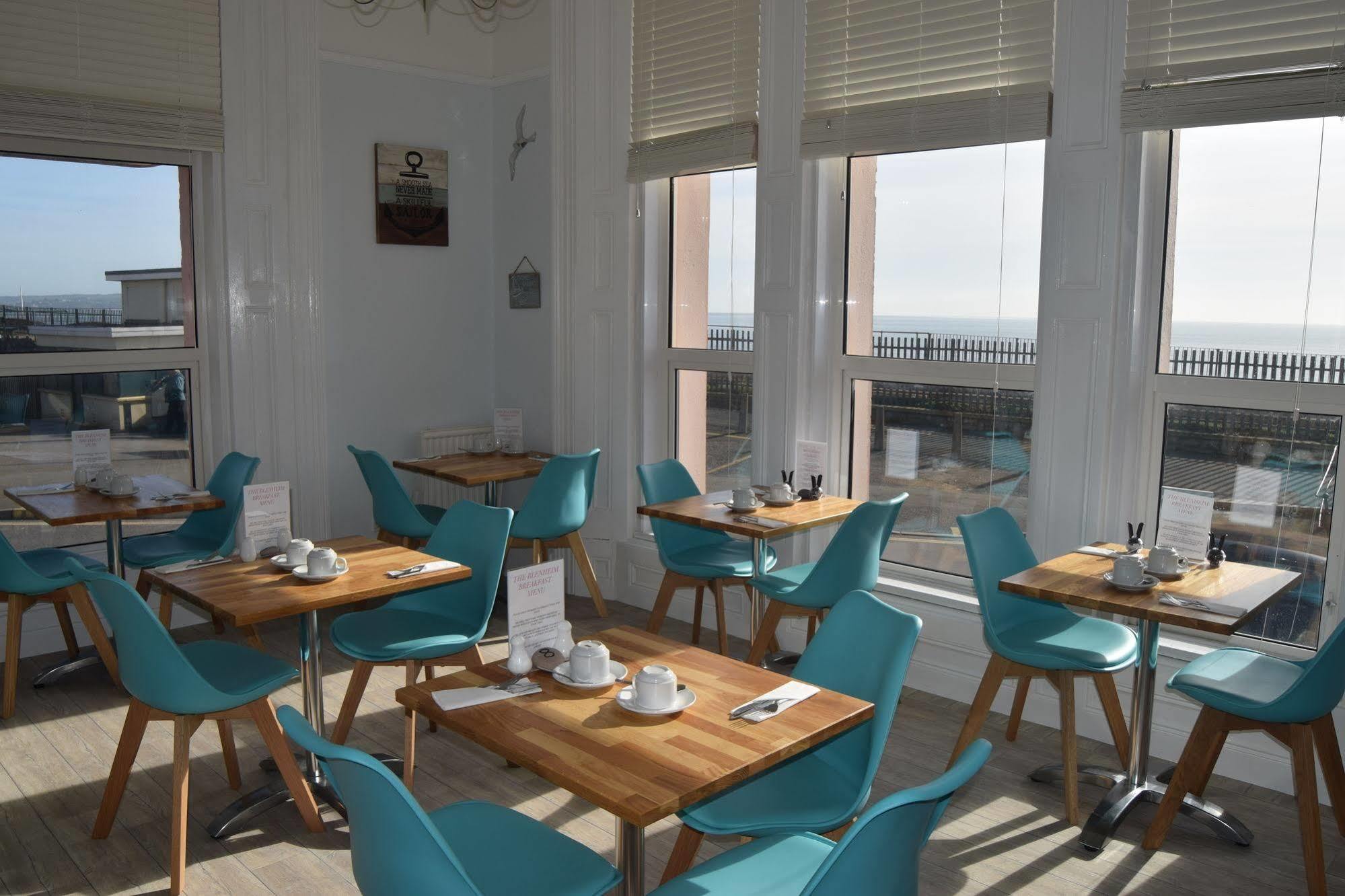 Bed and Breakfast The Blenheim Dawlish Exteriér fotografie